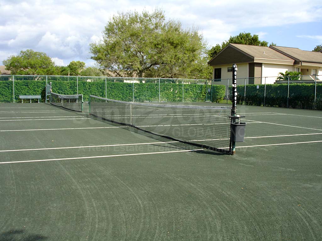 Hideaway Country Club Tennis Courts